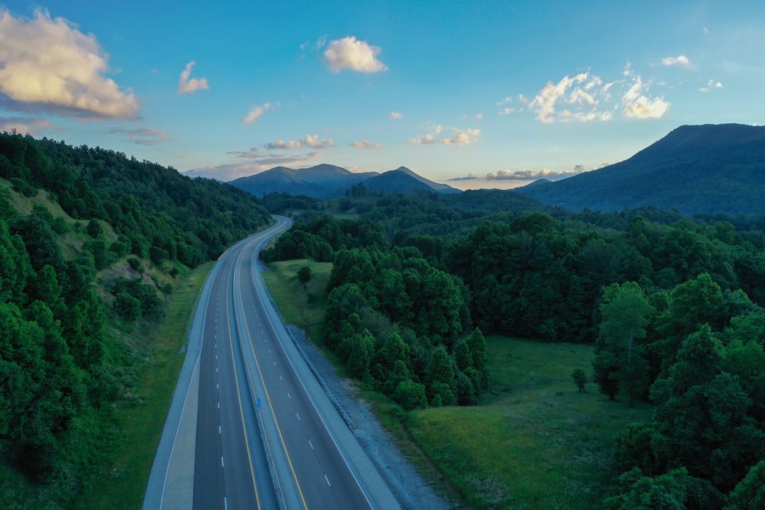 How Much Do a Real Estate Agents Make In Tennessee?